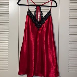 IN BLOOM BY JONQUIL Red Samantha Chemise‎